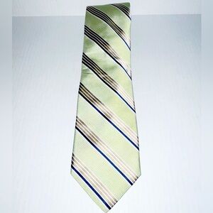 - New Ike Behar 100% silk Tie